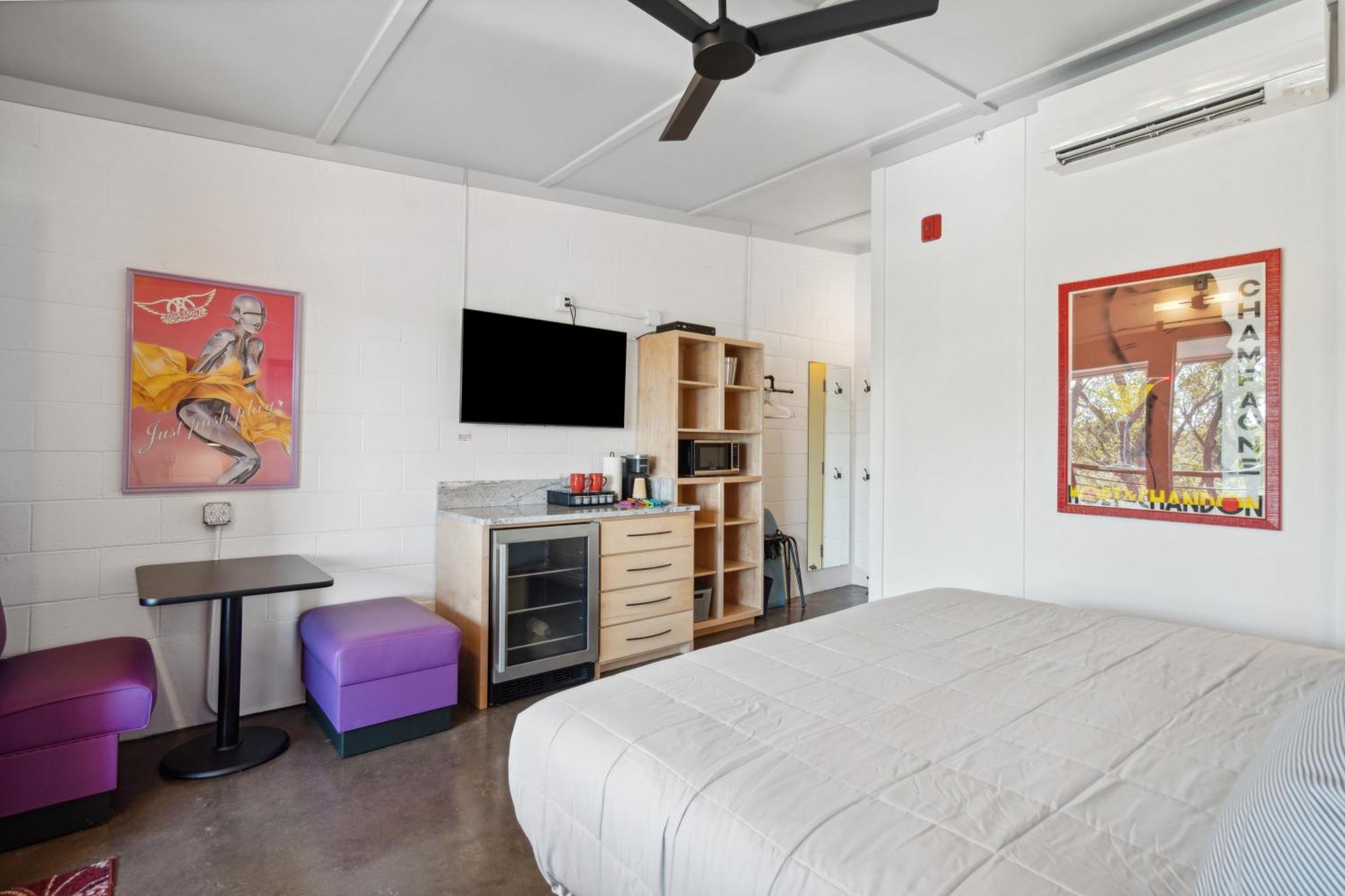 Boutique Vera Hotel In The Heart Of Фоллі-Біч Екстер'єр фото
